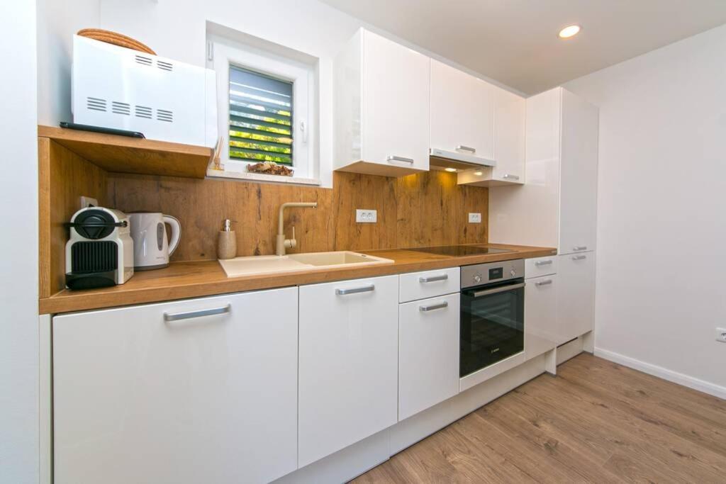 Apartman Macan Брела Екстер'єр фото
