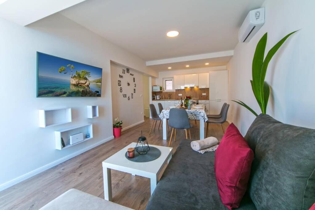 Apartman Macan Брела Екстер'єр фото